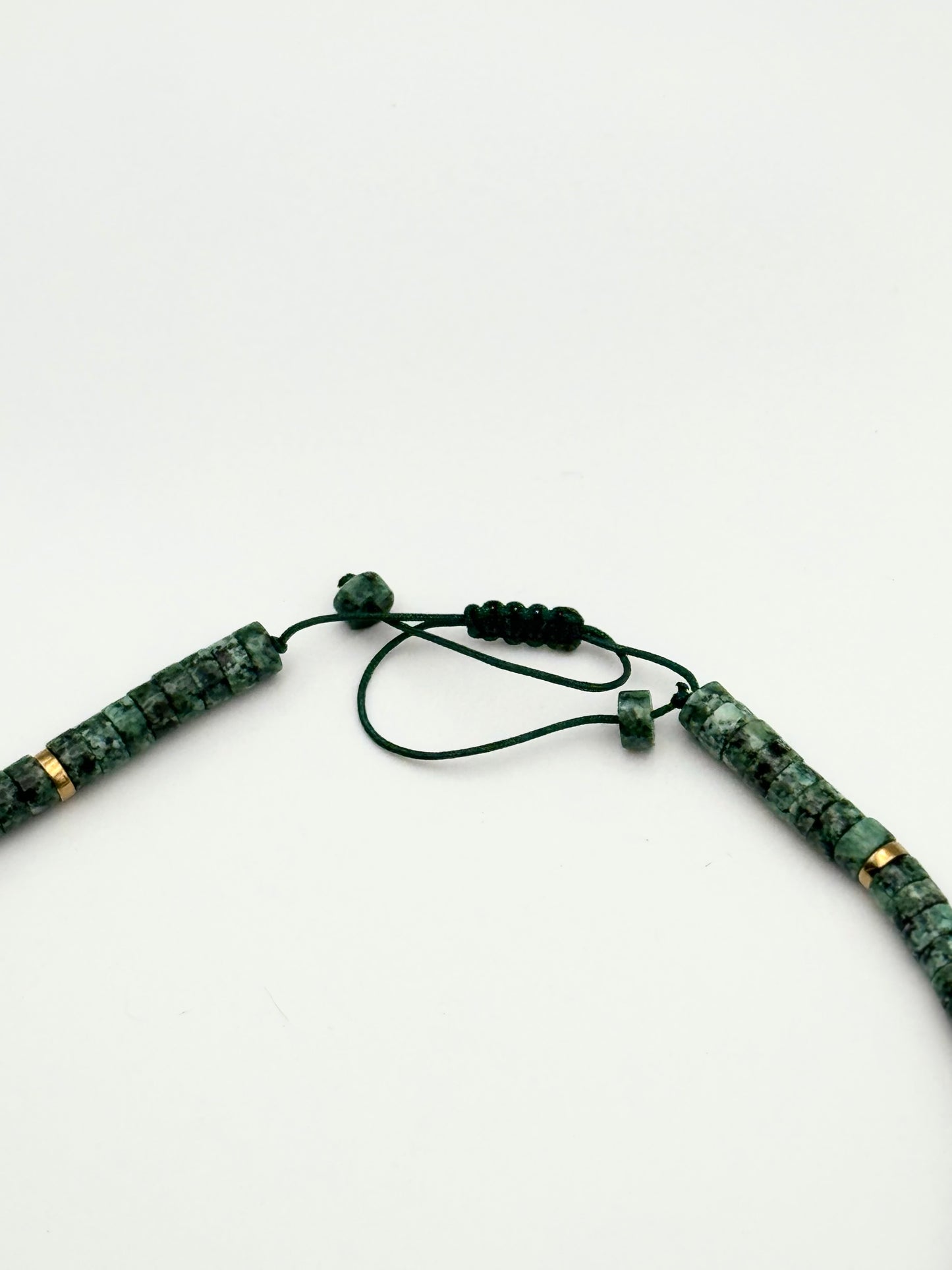 Collar Accesorio de Piedras Verde