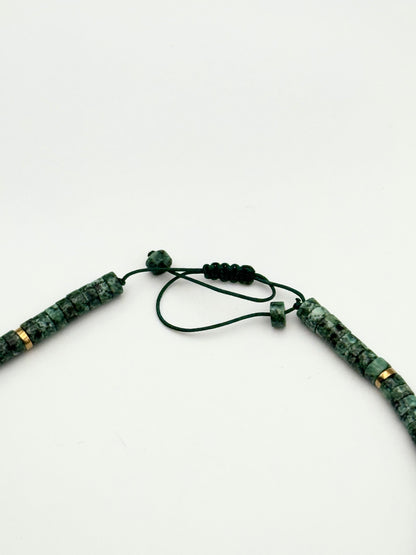 Collar Accesorio de Piedras Verde