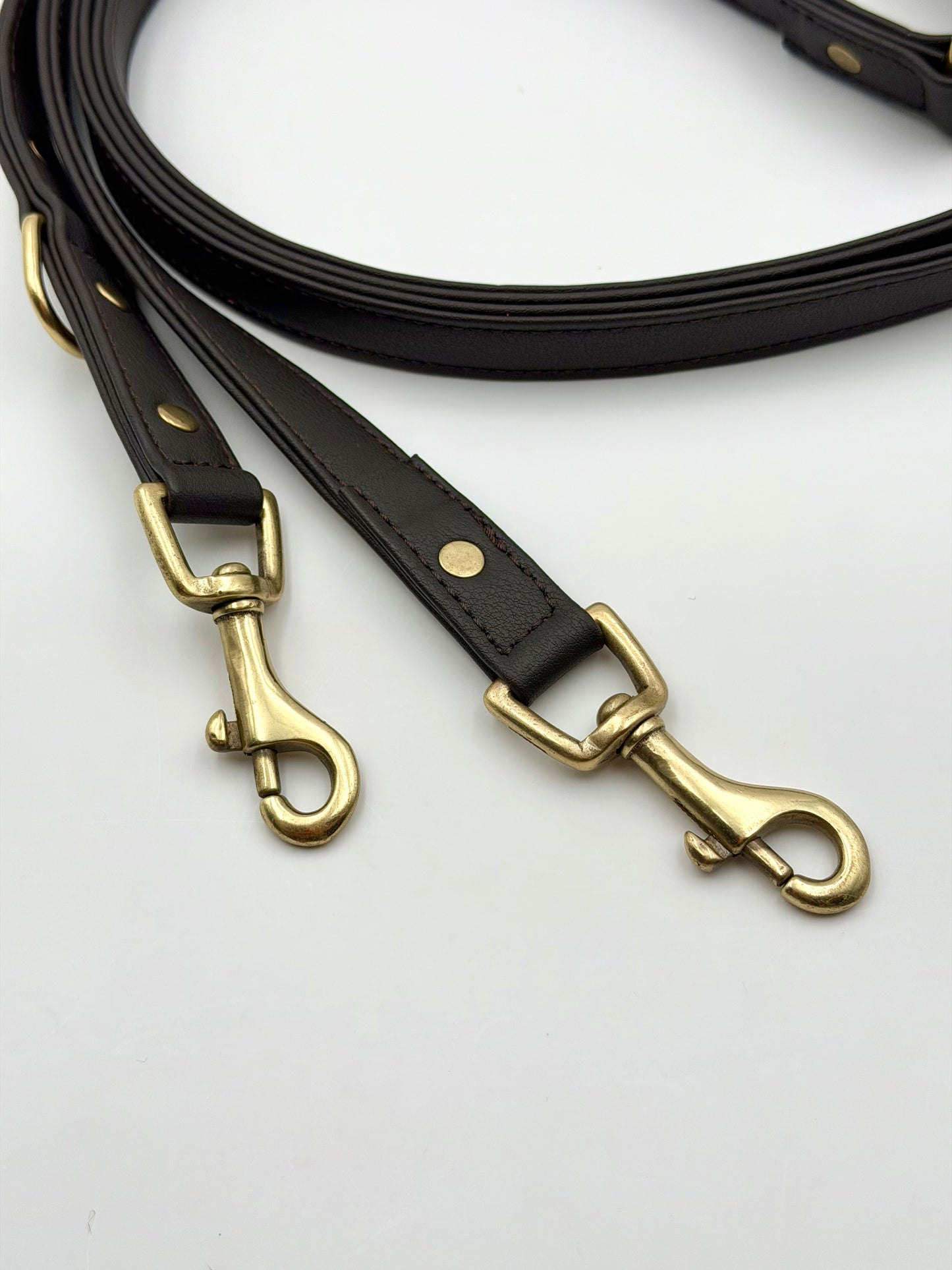 Correa Multiposición de Cuero Vegano